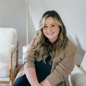 Meet your Posher, Mackenzie